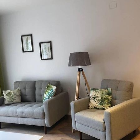 Luminoso Y Acogedor Alojamiento En Sort Apartment ภายนอก รูปภาพ
