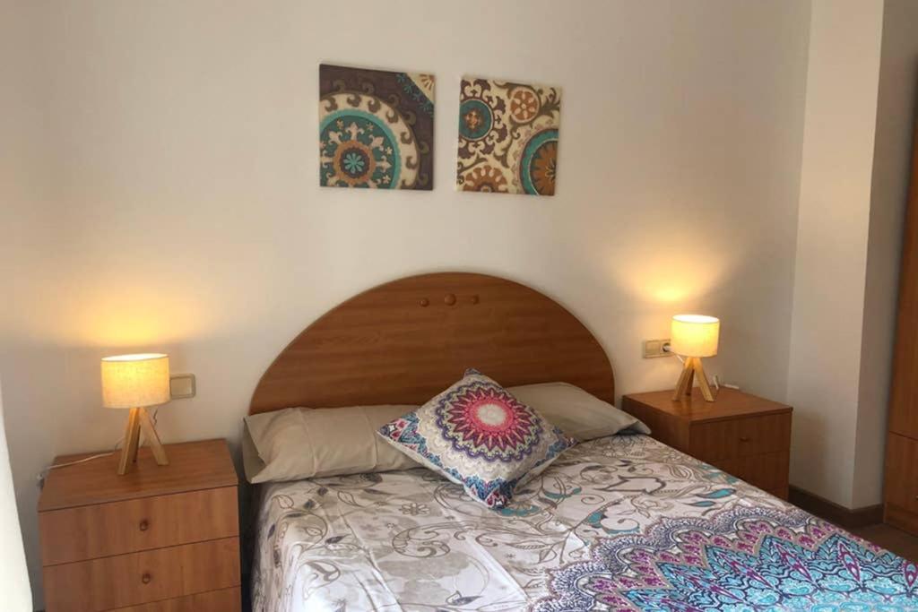Luminoso Y Acogedor Alojamiento En Sort Apartment ภายนอก รูปภาพ
